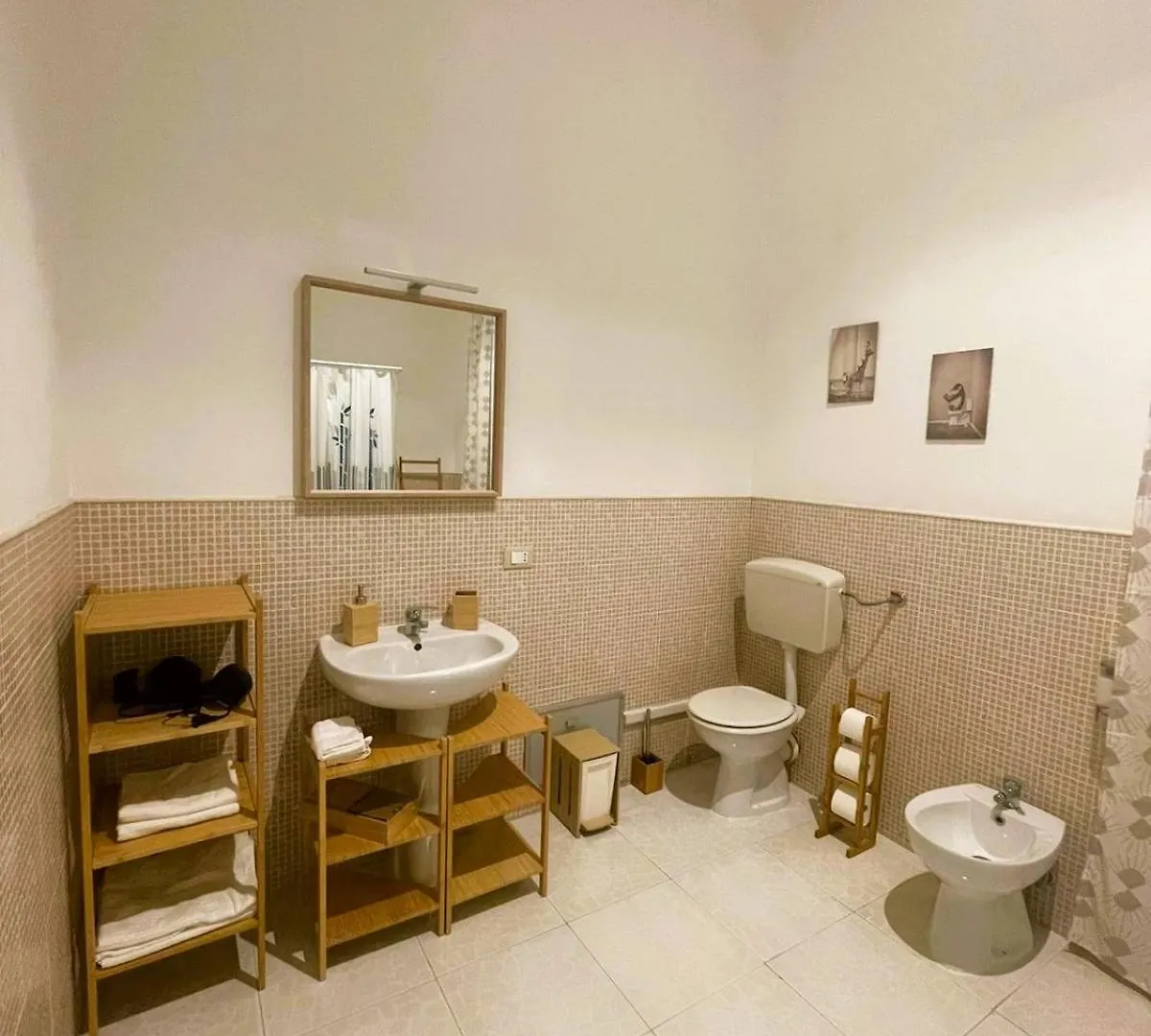Olivuzza Rooms In Apartment Palermo Guest house